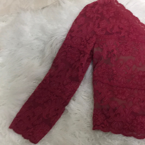 Neiman Marcus Wine Lace Top - Small - Picture 4 of 5